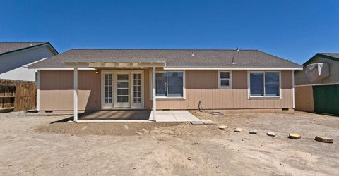 835 Columbine Drive, Fernley, NV 89408 Photo