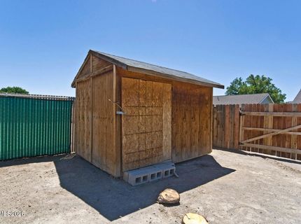 835 Columbine Drive, Fernley, NV 89408 Photo