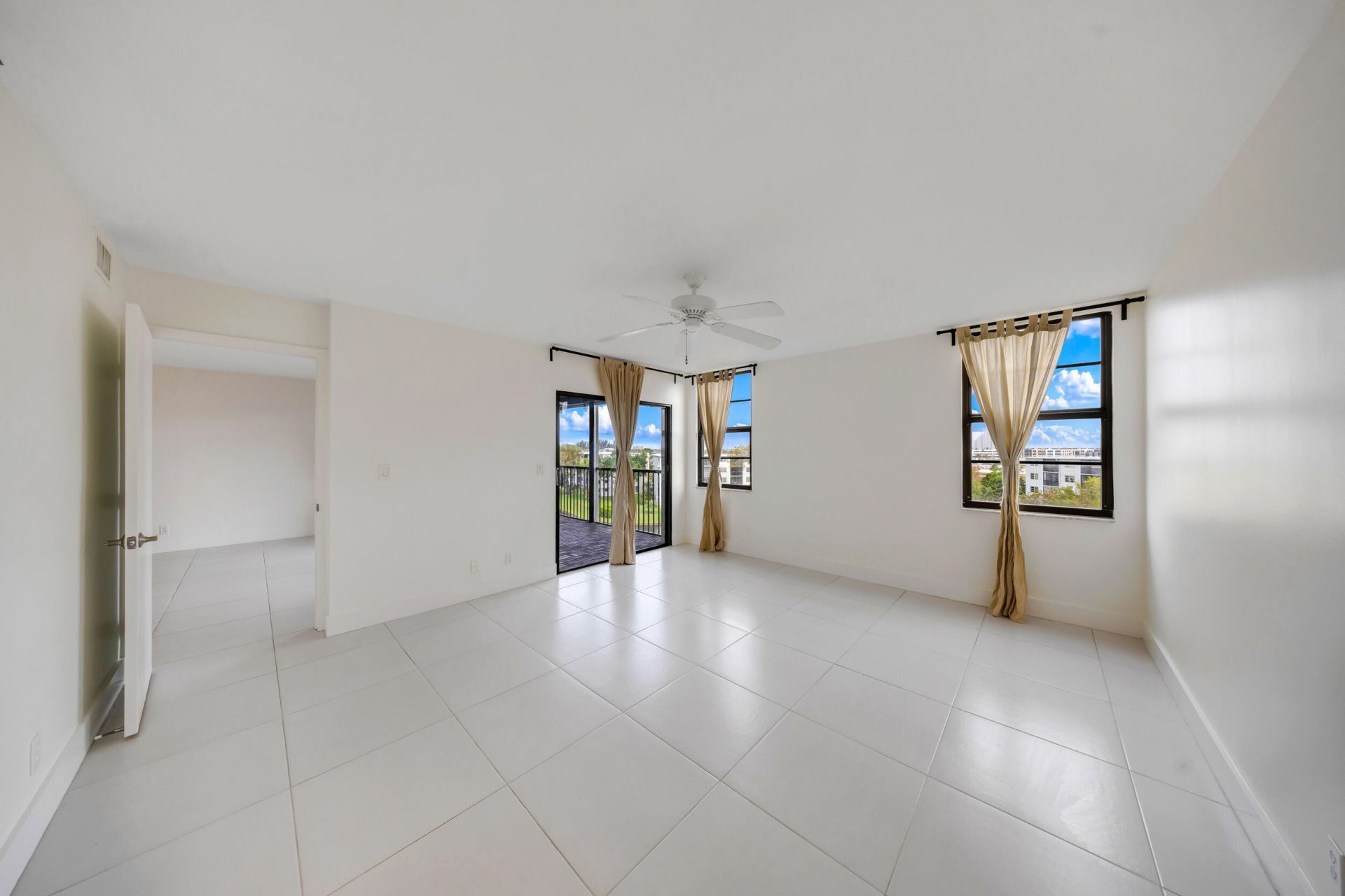 2217 Cypress Island Drive, Unit 602, Pompano Beach, FL 33069 Photo