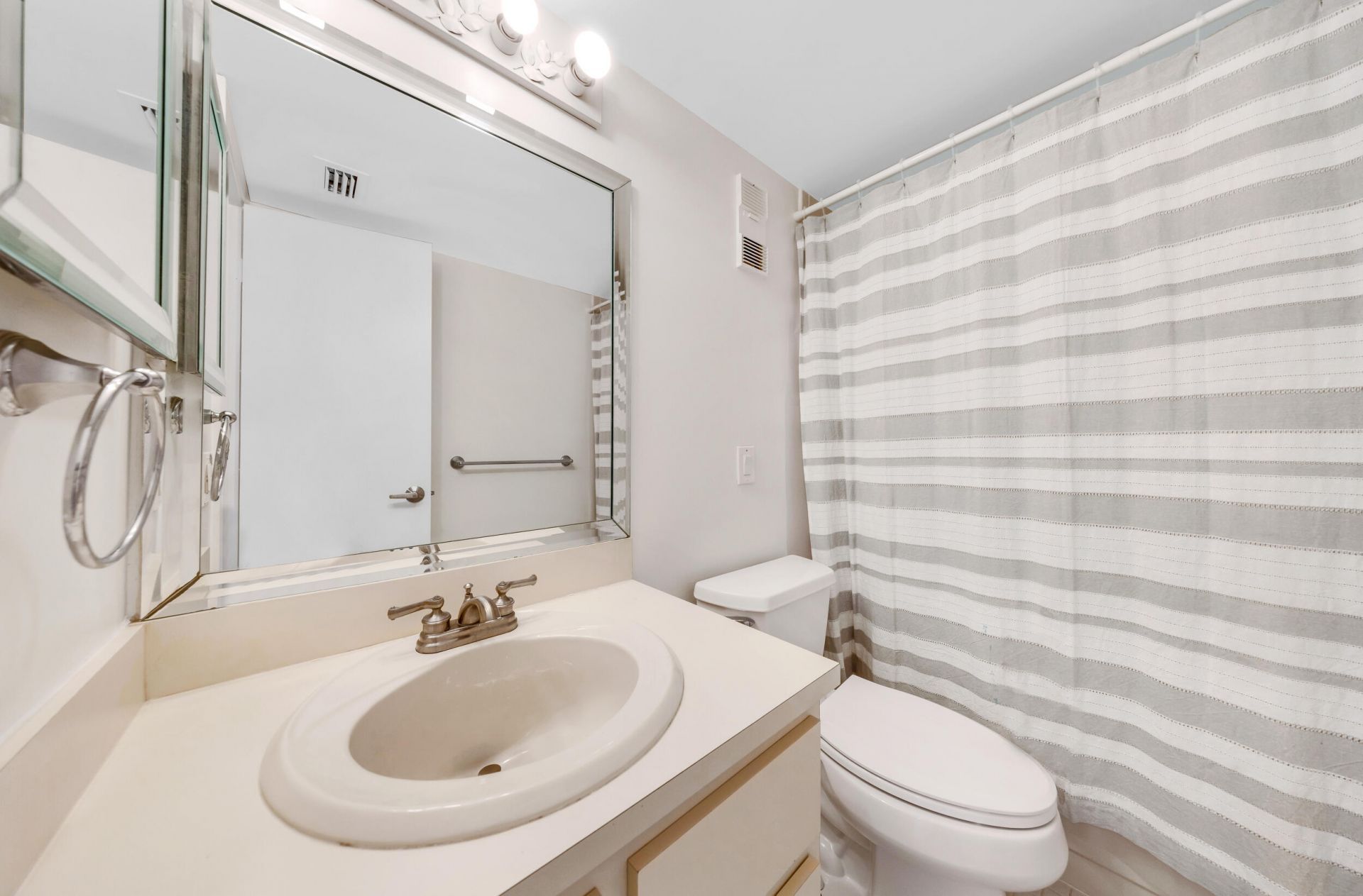 2217 Cypress Island Drive, Unit 602, Pompano Beach, FL 33069 Photo