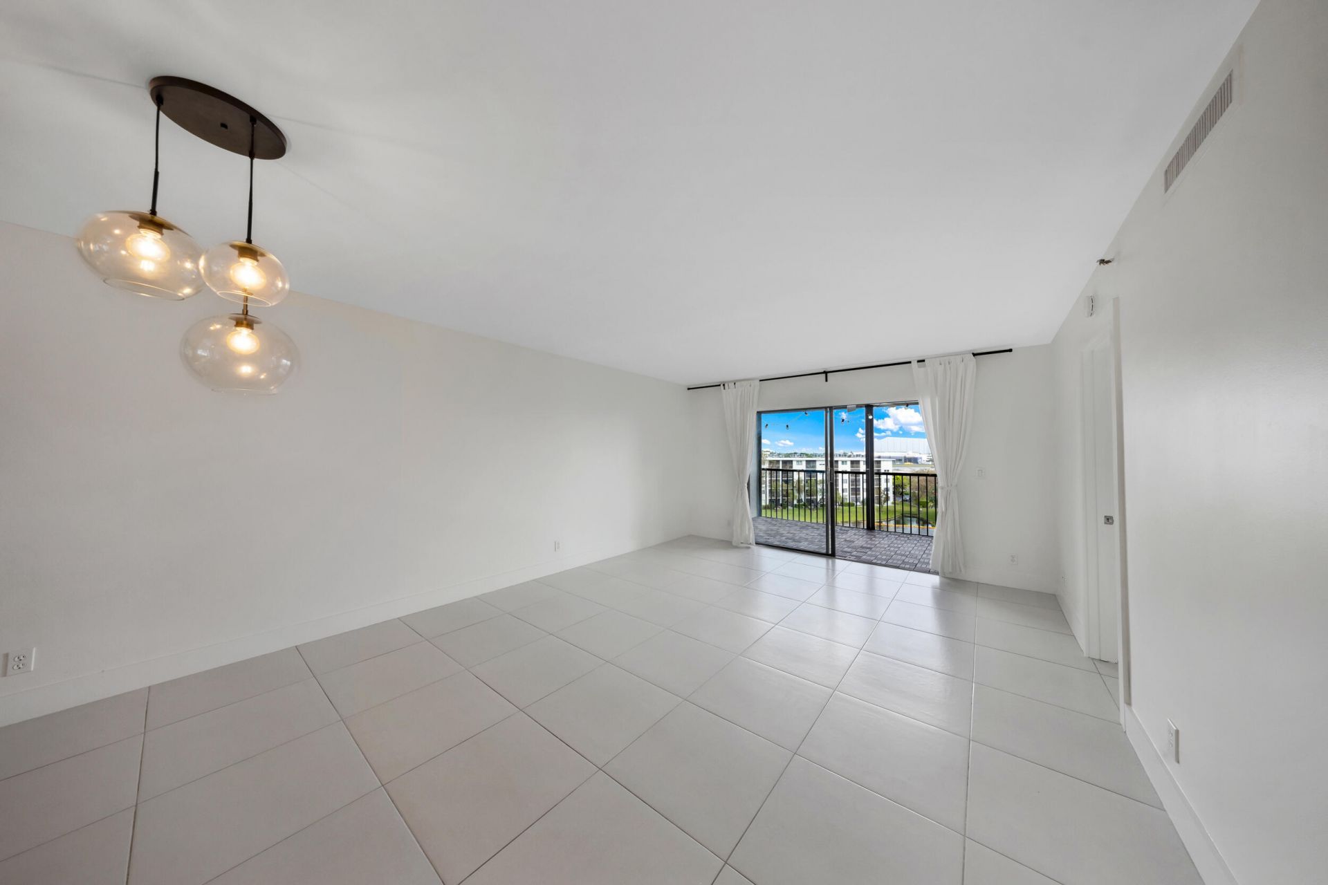 2217 Cypress Island Drive, Unit 602, Pompano Beach, FL 33069 Photo