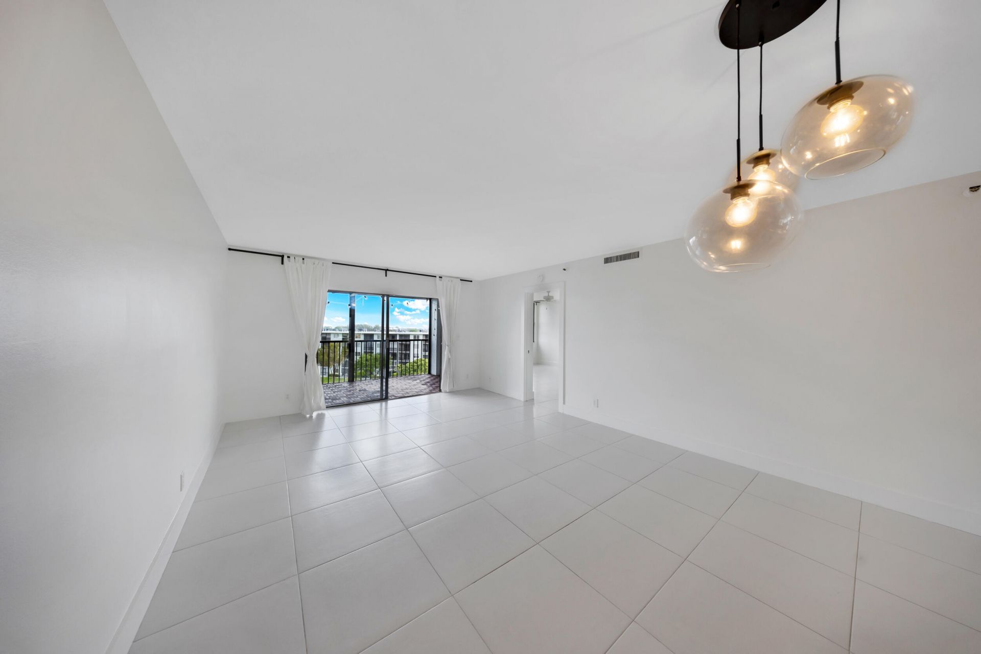 2217 Cypress Island Drive, Unit 602, Pompano Beach, FL 33069 Photo