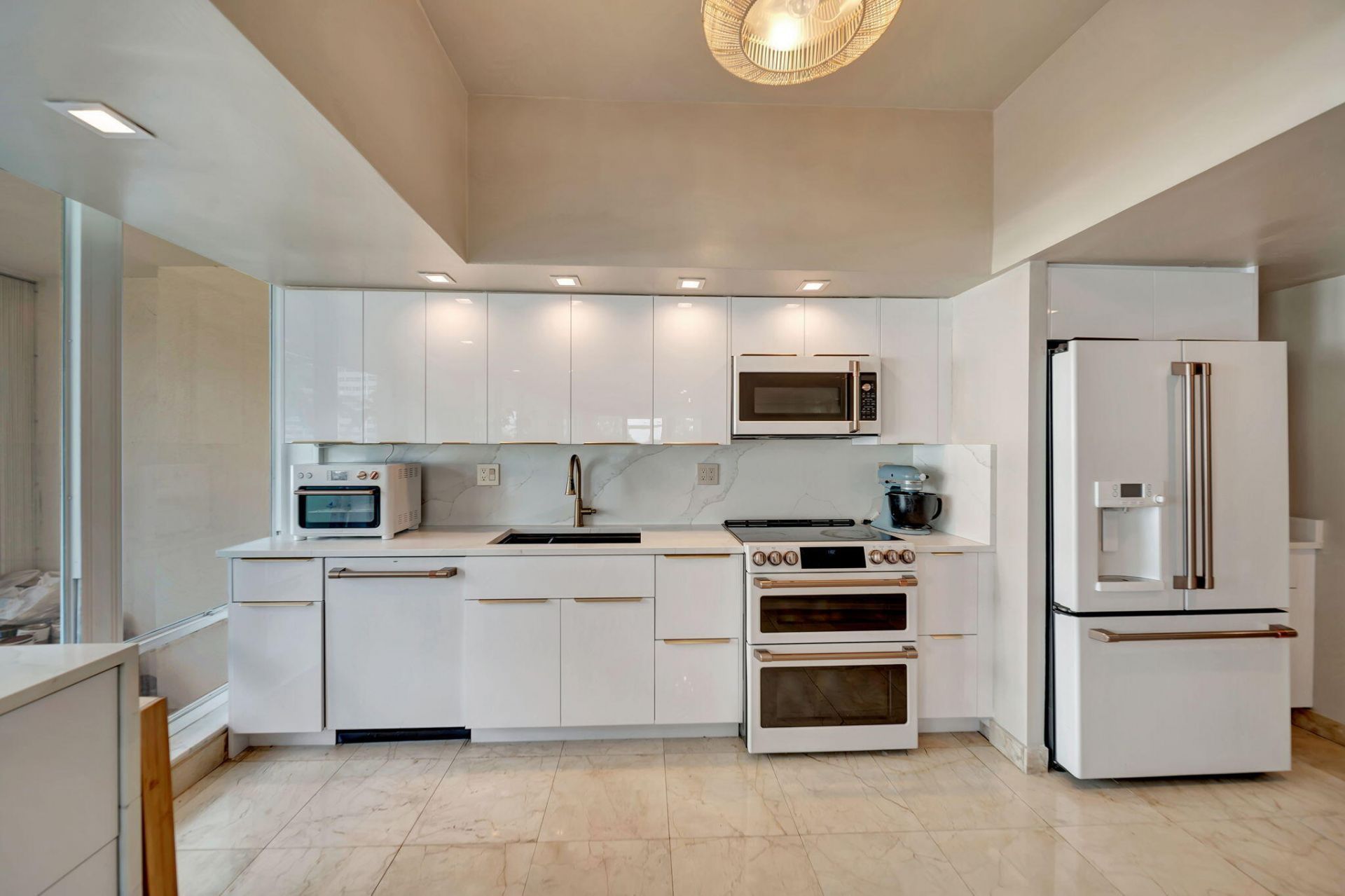 2100 S Ocean Lane, Unit 101-102, Fort Lauderdale, FL 33316 Photo