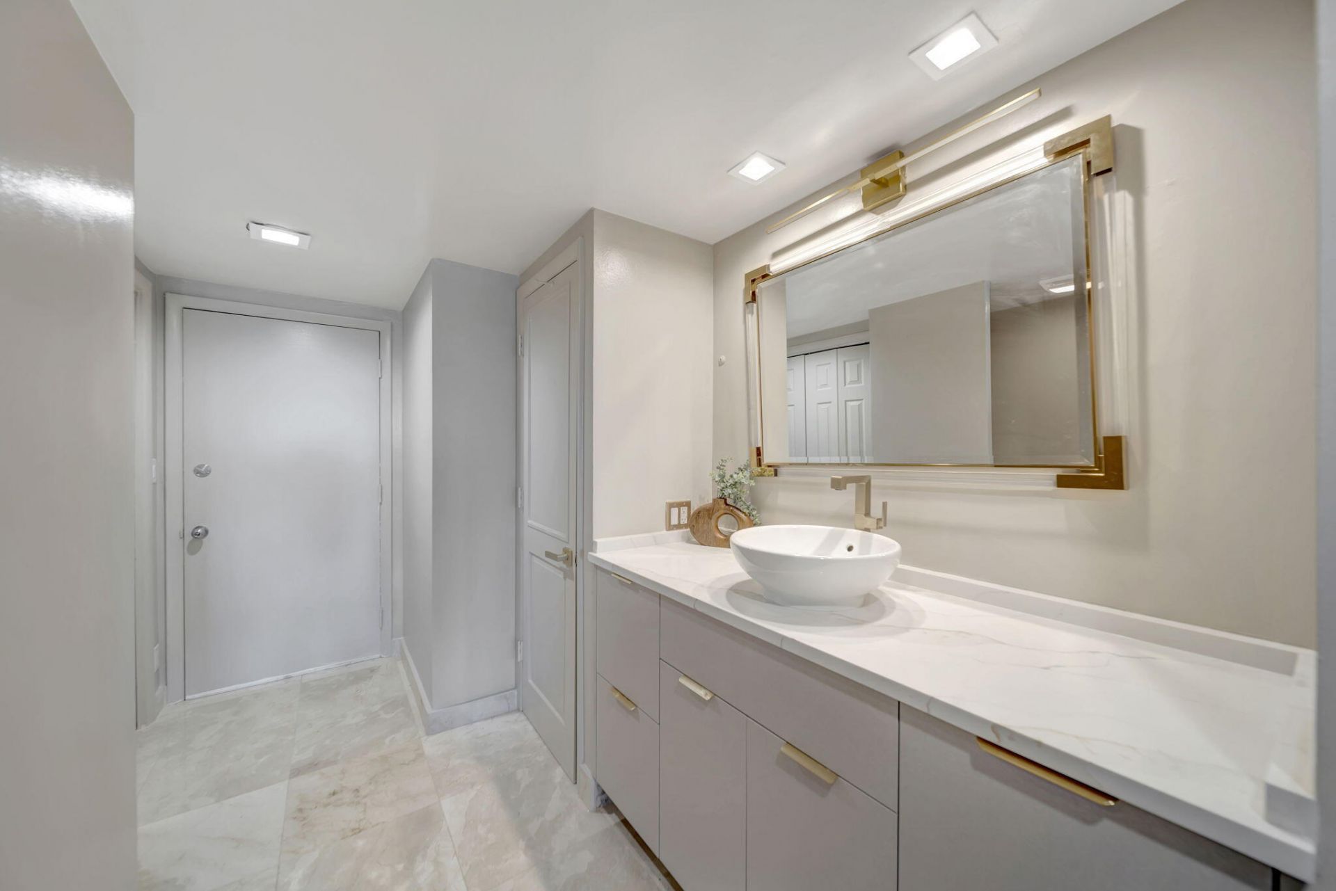 2100 S Ocean Lane, Unit 101-102, Fort Lauderdale, FL 33316 Photo