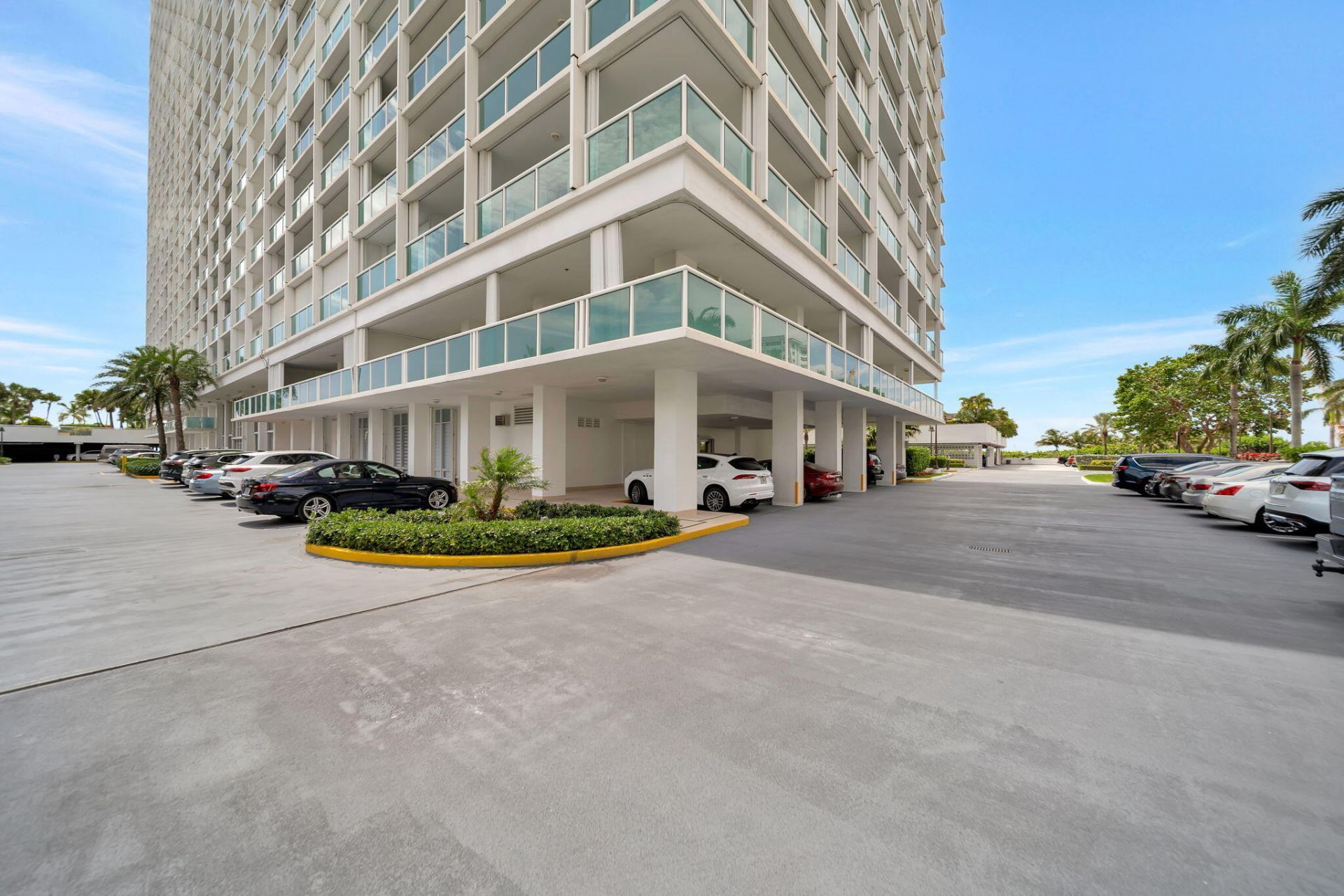 2100 S Ocean Lane, Unit 101-102, Fort Lauderdale, FL 33316 Photo