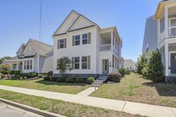 522 Spring Hollow Drive photo 4