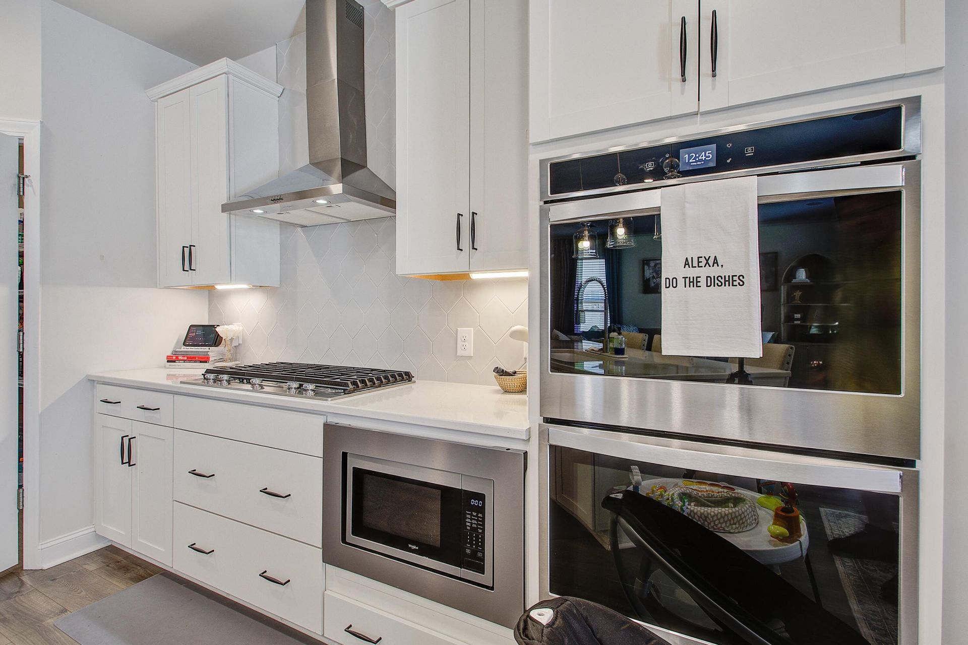 522 Spring Hollow Drive Photo 9