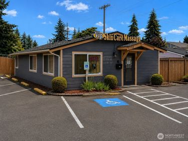 5208 100th Street SW, Lakewood, WA 98499