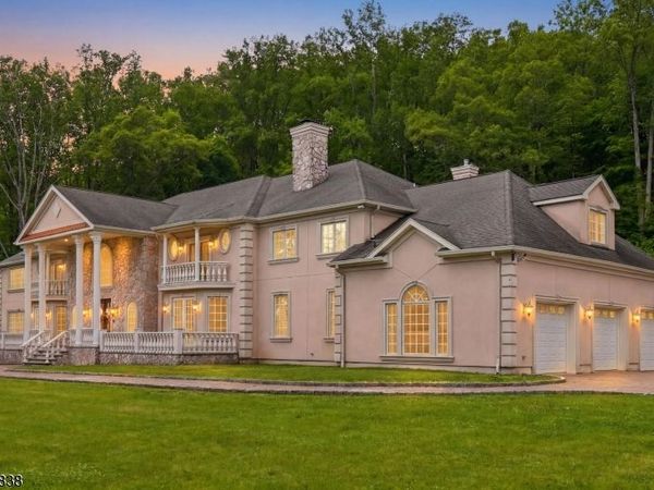 1294 Waterloo Rd, Allamuchy, NJ 07874