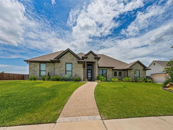 104 Chalet Lane, Waco, TX 76712