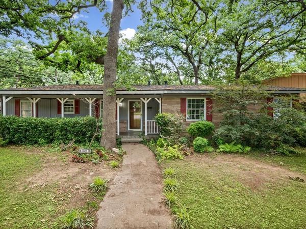 1311 W Lavender Lane , Arlington, TX 76013