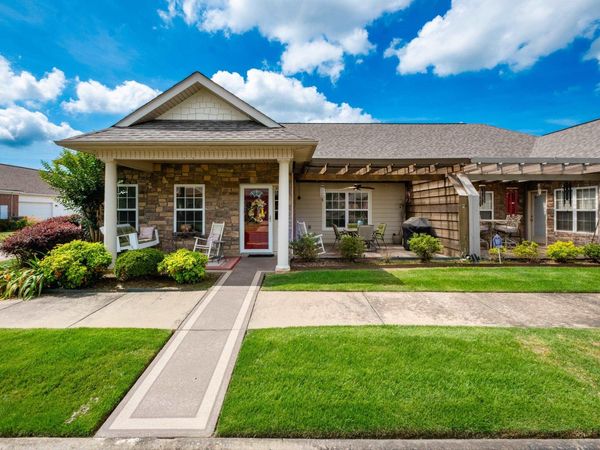 302 Stagecoach Village, Little Rock, AR 72210