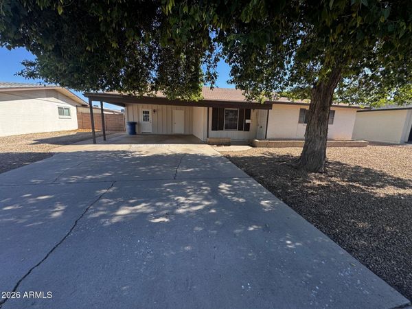 2072 E DONNER Drive, Tempe, AZ 85282