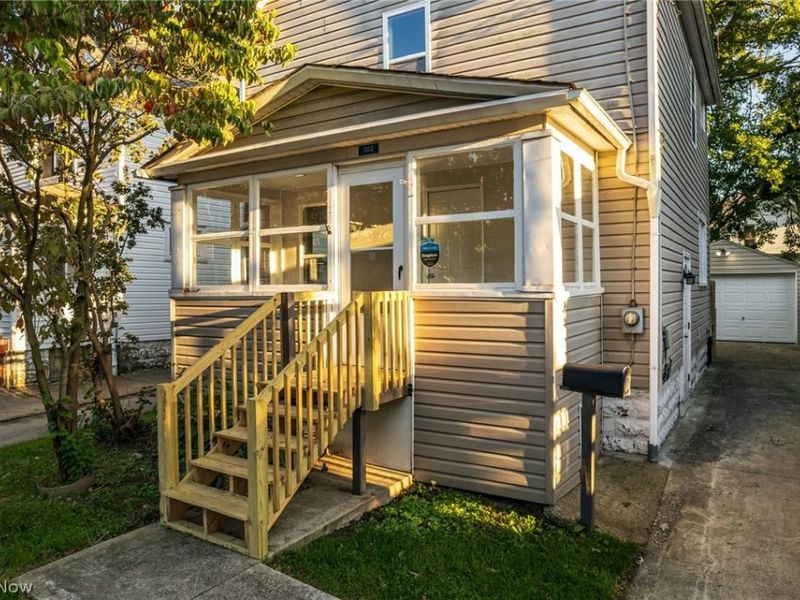 312 Upland Avenue , Akron, OH 44301 Photo 2