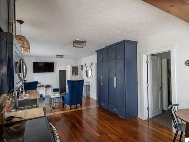 2116 S 8th Street, Lincoln, NE 68502