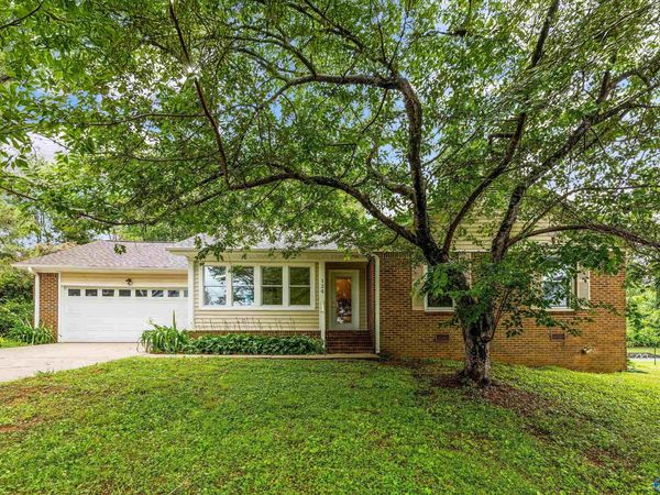 124 Allenwood Drive, Huntsville, AL 35811