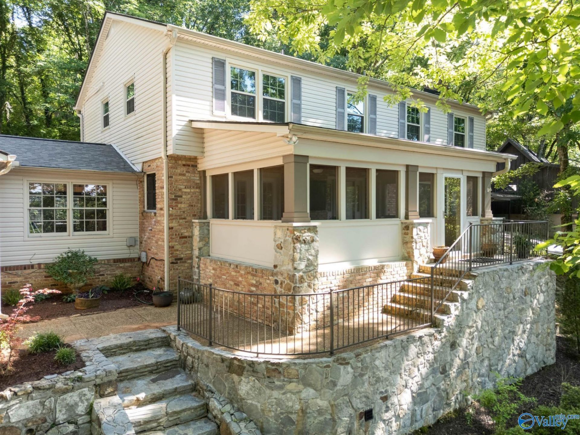 2223 Briarcliff Road, Huntsville, AL 35801 Main Photo