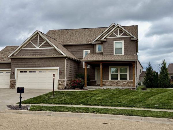 66 WARWICK Circle, Morton, IL 61550