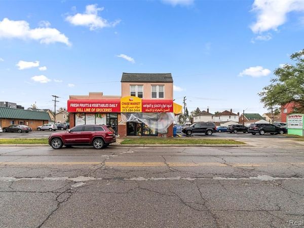 5920 Chase Road, Dearborn, MI 48126