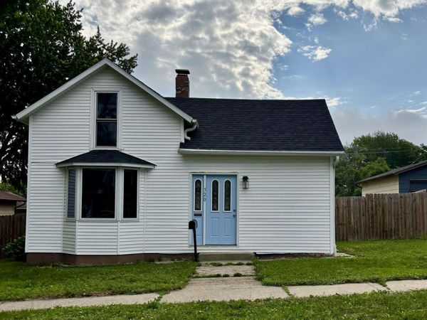 320 SE 4th Ave., LeMars, IA 51031