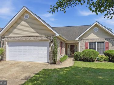 127 SPANISH OAK ROAD, STEPHENS CITY, VA 22655