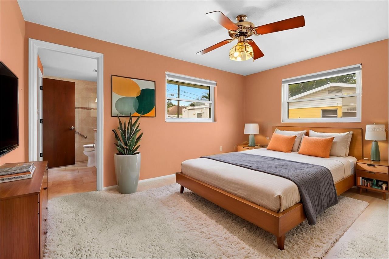 1006 De Leo Drive, Sarasota, FL 34243 Photo