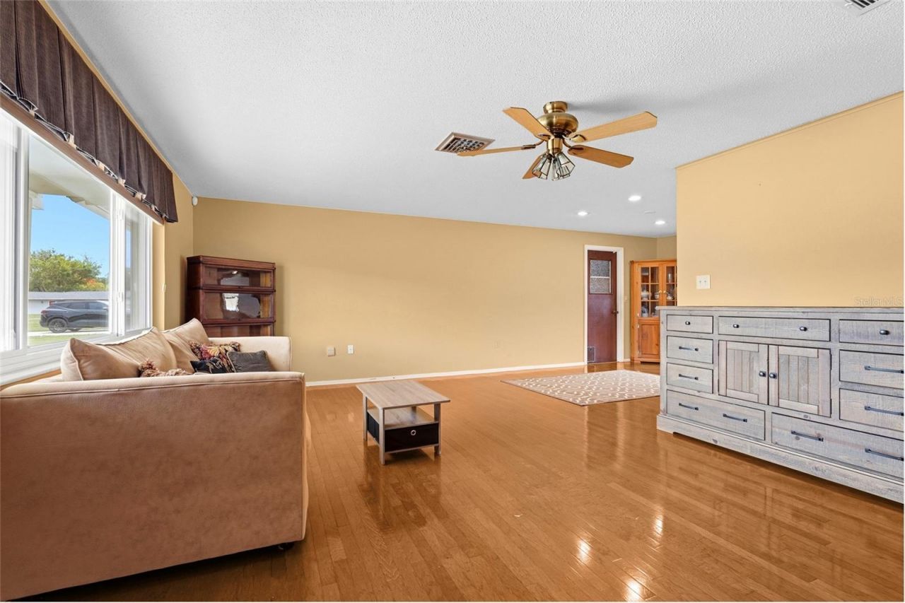 1006 De Leo Drive, Sarasota, FL 34243 Photo