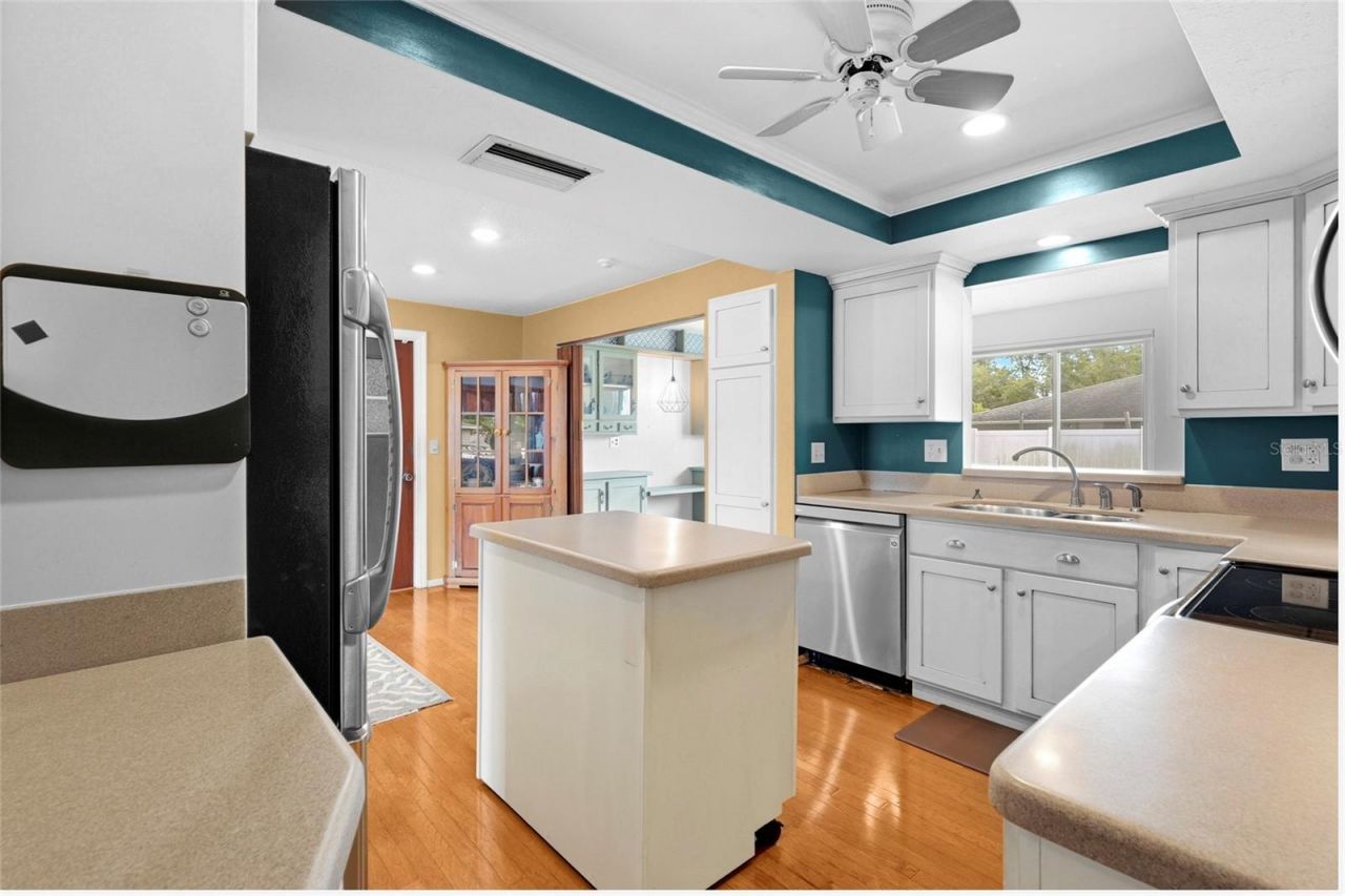 1006 De Leo Drive, Sarasota, FL 34243 Photo