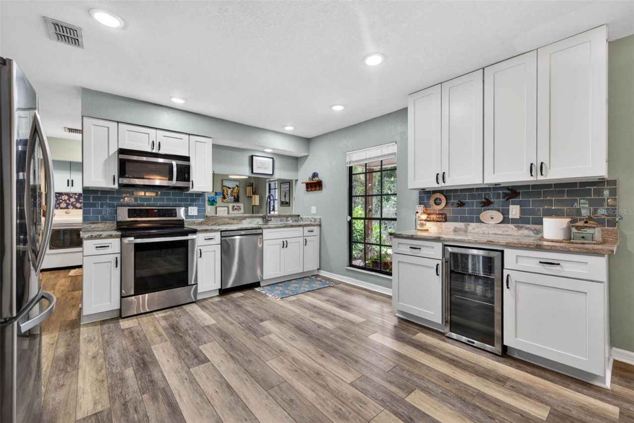 6070 66th Avenue N, Pinellas Park, FL 33781 Photo