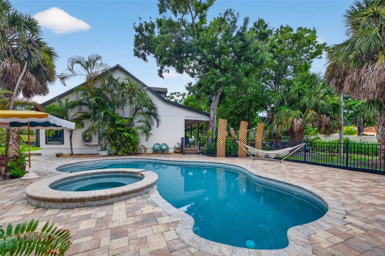 6070 66th Avenue N, Pinellas Park, FL 33781 Photo
