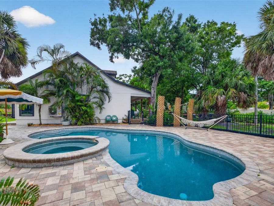 Property Image 43