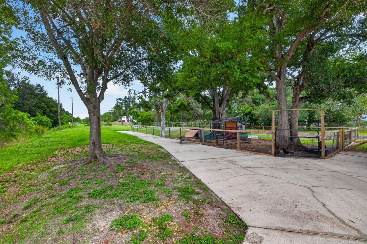 6070 66th Avenue N, Pinellas Park, FL 33781 Photo