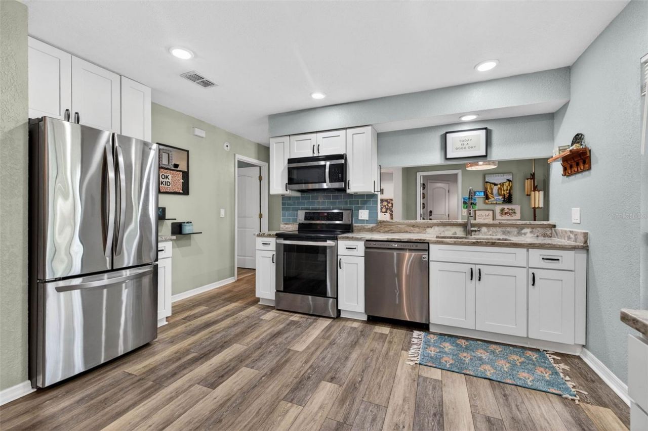 6070 66th Avenue N, Pinellas Park, FL 33781 Photo