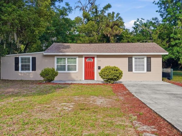 303 JOSEPHINE AVENUE , FRUITLAND PARK, FL 34731
