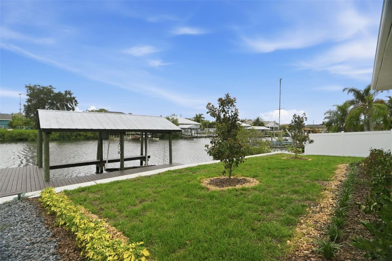 604 Kingston Court, Apollo Beach, FL 33572 Photo