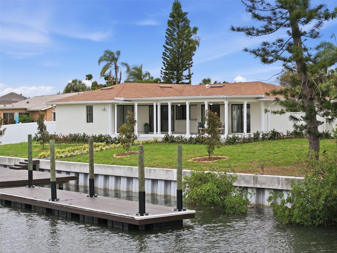 604 Kingston Court, Apollo Beach, FL 33572 Photo