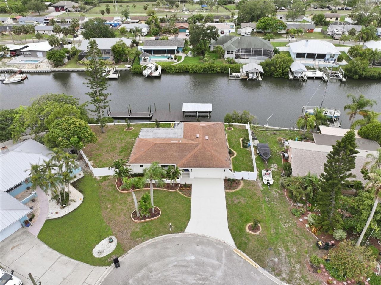 604 Kingston Court, Apollo Beach, FL 33572 Photo