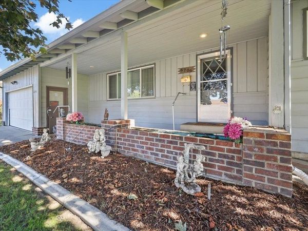 6706 N Drumheller St, Spokane, WA 99205