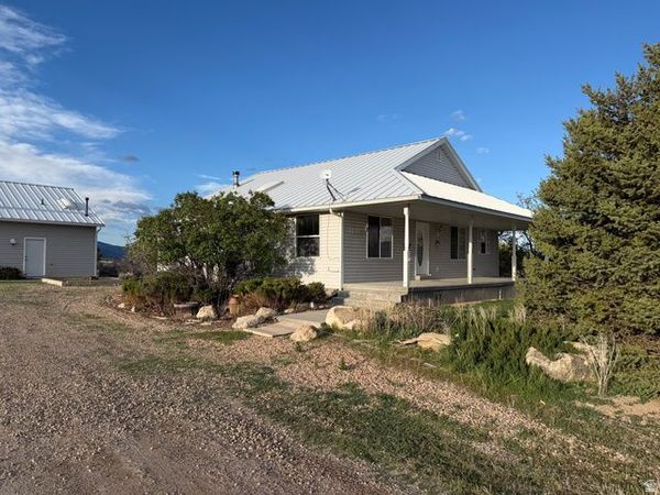 10000 N 6730 E, Spring City, UT 84662