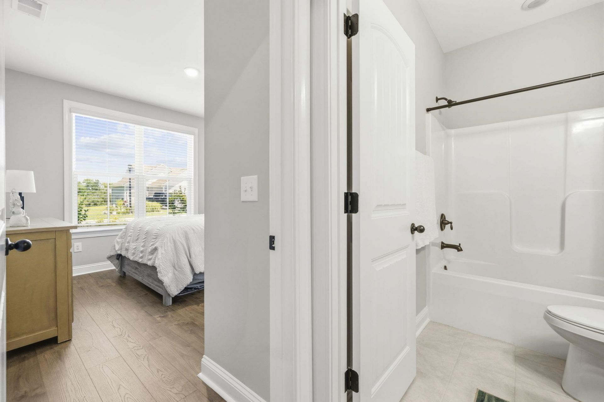376 Mikita Dr. Photo 44
