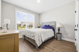 376 Mikita Dr. photo 4
