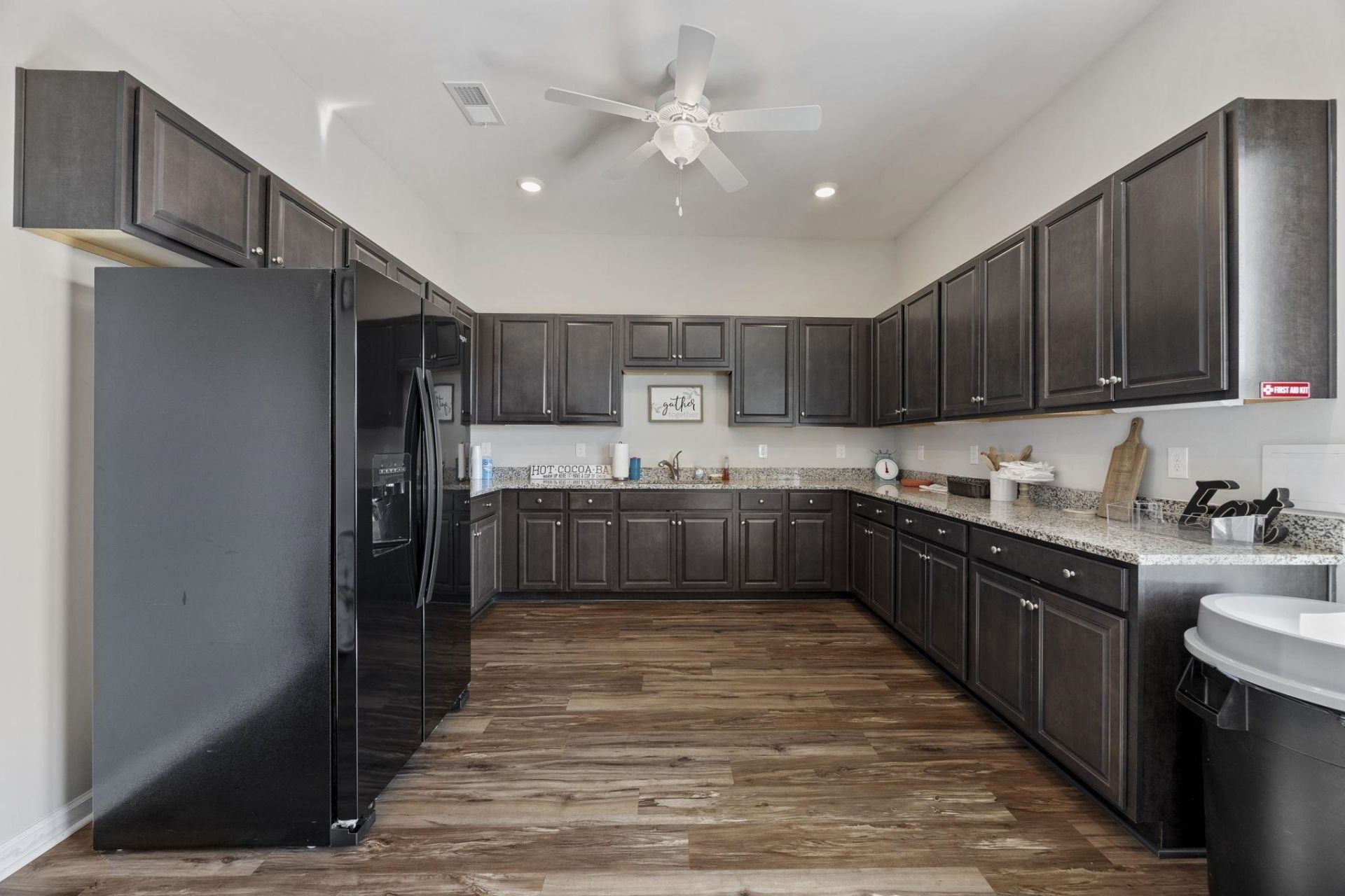 376 Mikita Dr. Photo 67