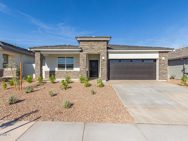 18646 W BUCKSKIN Trail, Wittmann, AZ 85361