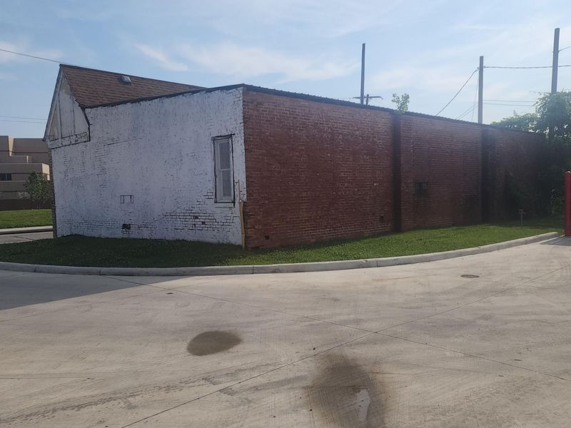 1751 Aberdeen Avenue , Columbus, OH 43211 Photo 2