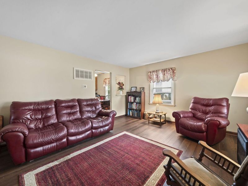 934 Blenheim Road, Columbus, OH 43224 Photo 10