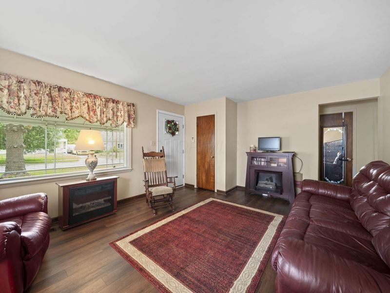 934 Blenheim Road, Columbus, OH 43224 Photo 12