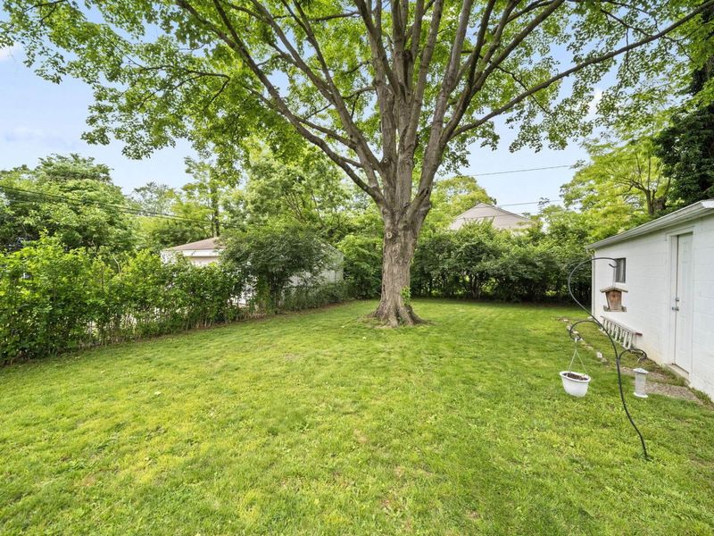 934 Blenheim Road, Columbus, OH 43224 Photo 25