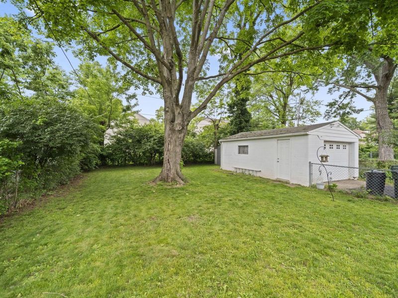 934 Blenheim Road, Columbus, OH 43224 Photo 26