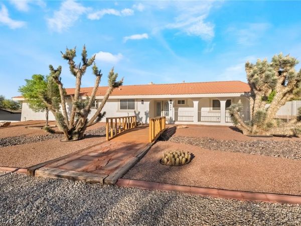 429 Crestway Road , Henderson, NV 89015