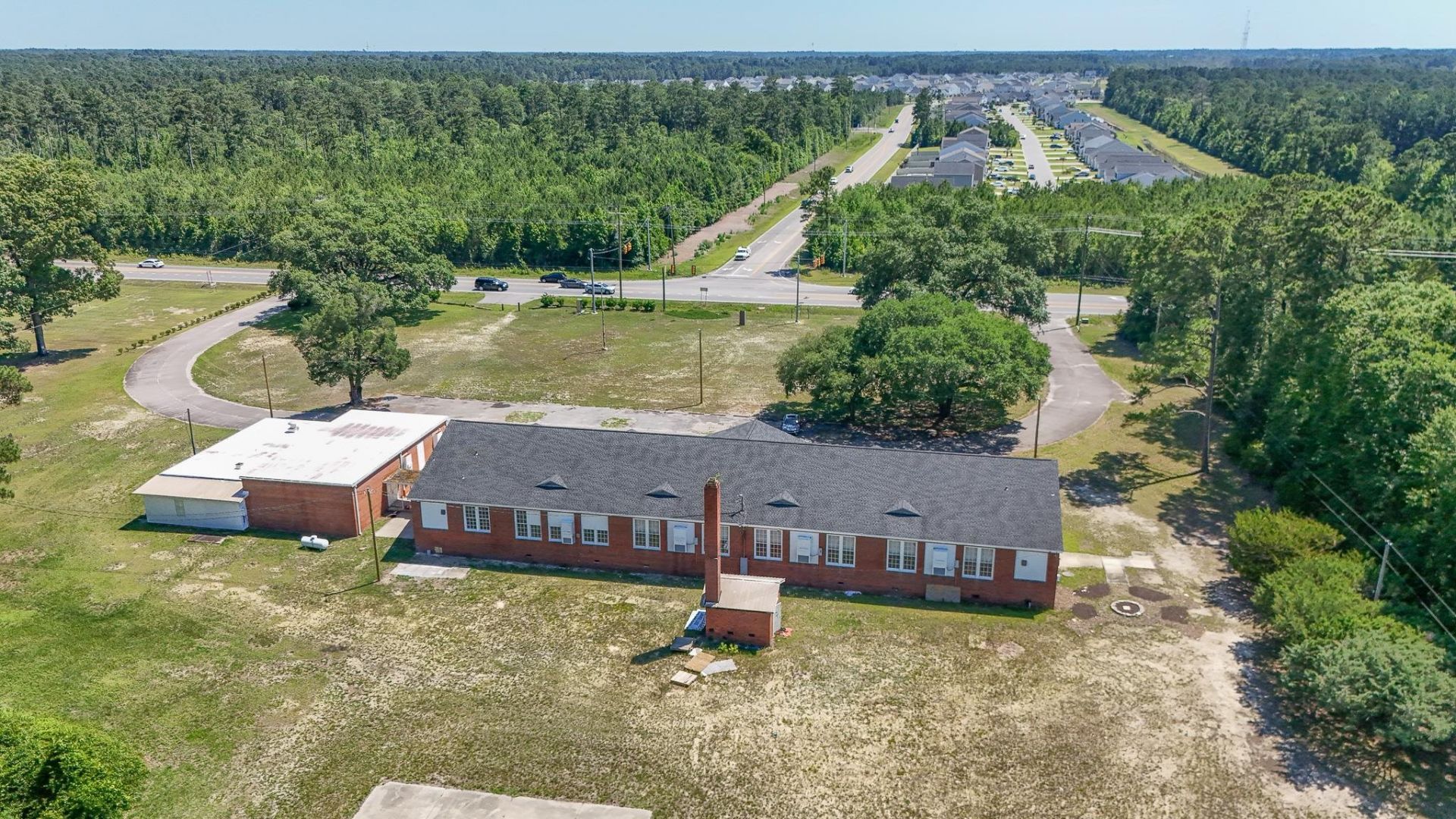 1403 Highway 90  Photo 24